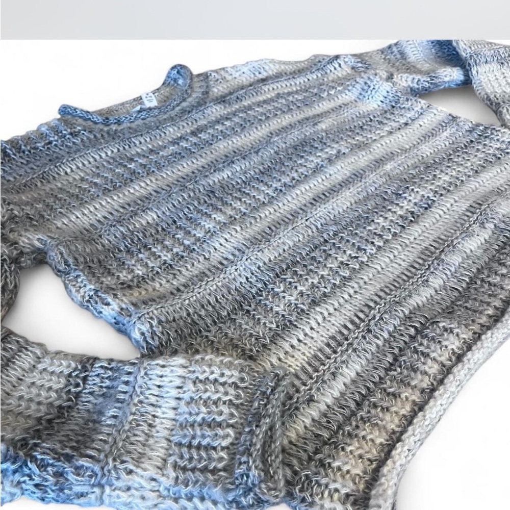 Boho knit Women's Gray and white roll neck  Knit Sweater